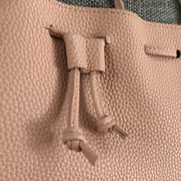 DRAWSTRING Small Bag Pink Peach Faux Leather Used - Picture 5 of 12